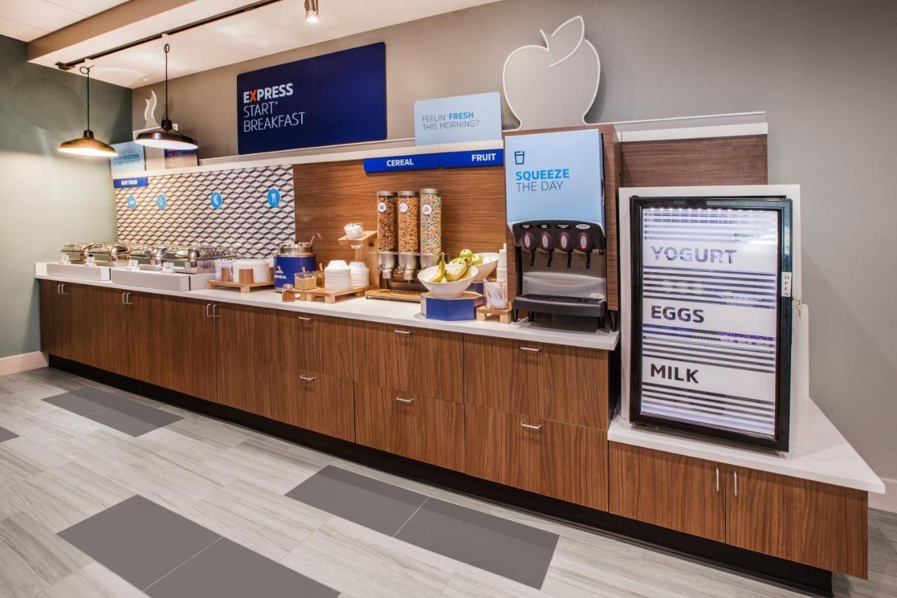 Holiday Inn Express - Dallas Downtown By Ihg Exteriér fotografie